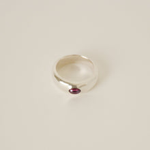 Load image into Gallery viewer, Tapered Gemstone Band